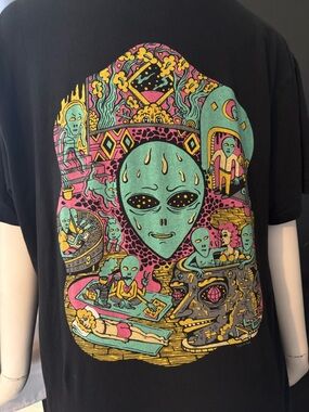 Alien Graphic Short Sleeve Tee - Black